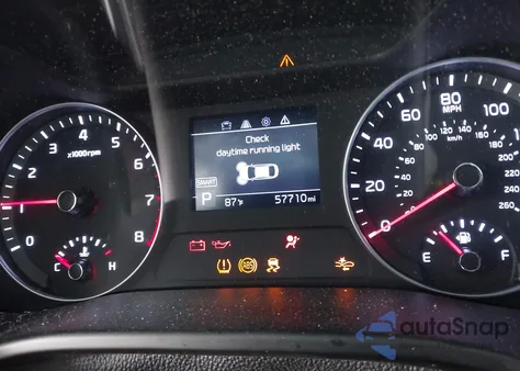 2021 Kia Forte Lxs z USA, uszkodzony, nr VIN 3KPF24AD1ME274138